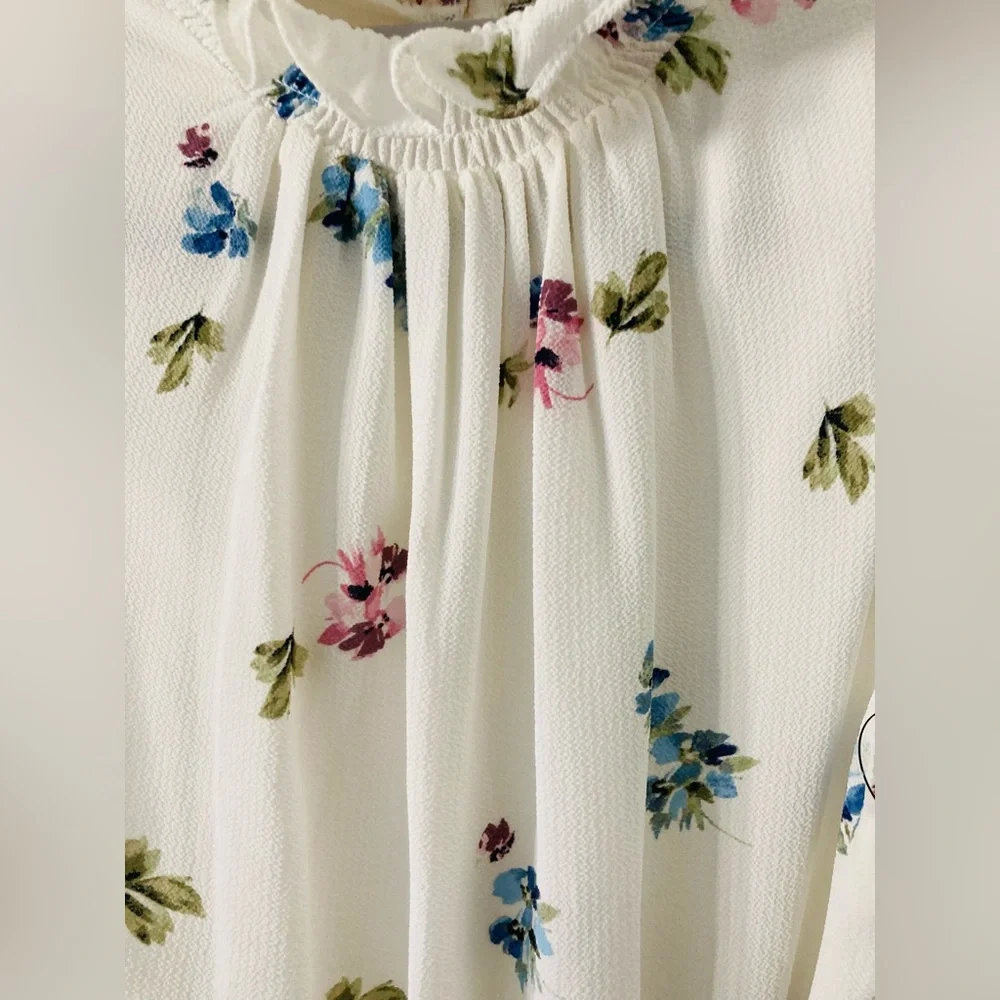Gorgeous Vince Camuto Floral Dress - Picture 5 of 9